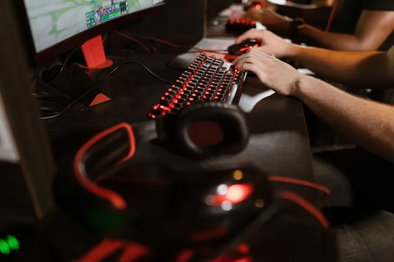 Claws Out: How Esports' Most Misunderstood Grip Is Winning Back the Pros