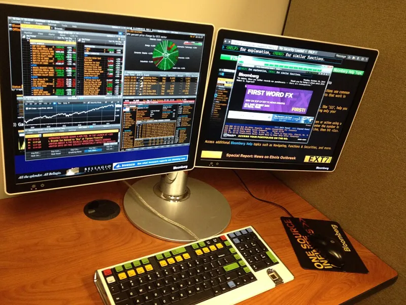 Milliseconds That Cost Real Money: Inside the Input Lag Arms Race Among Traders and Gamers
